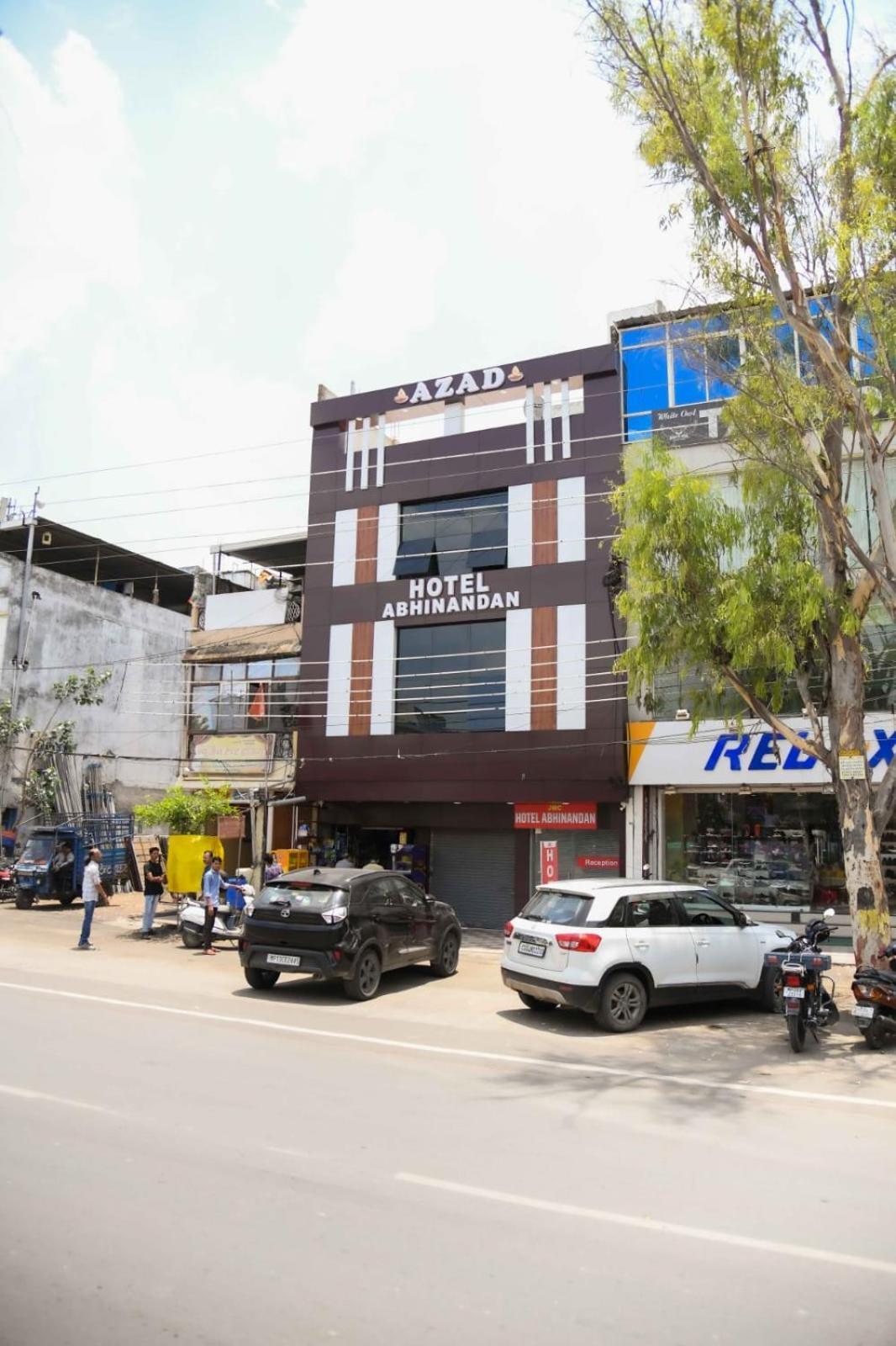 Hotel Abhinandan Indore Exterior photo