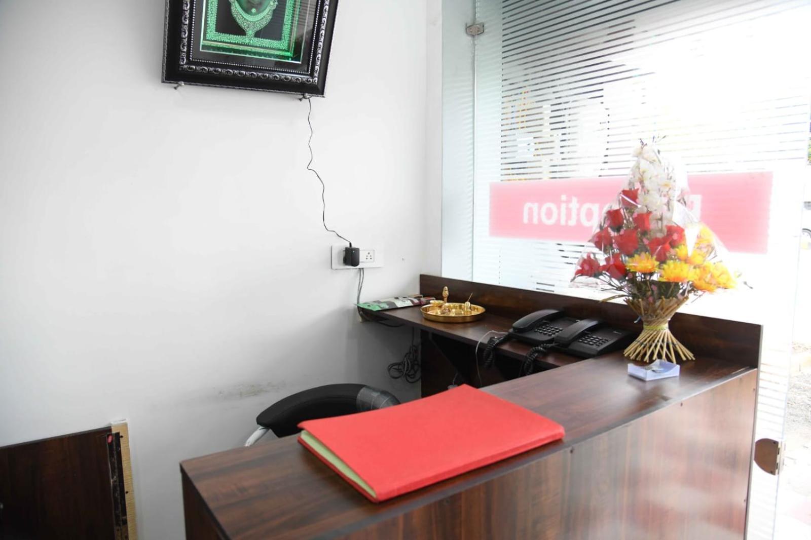Hotel Abhinandan Indore Exterior photo